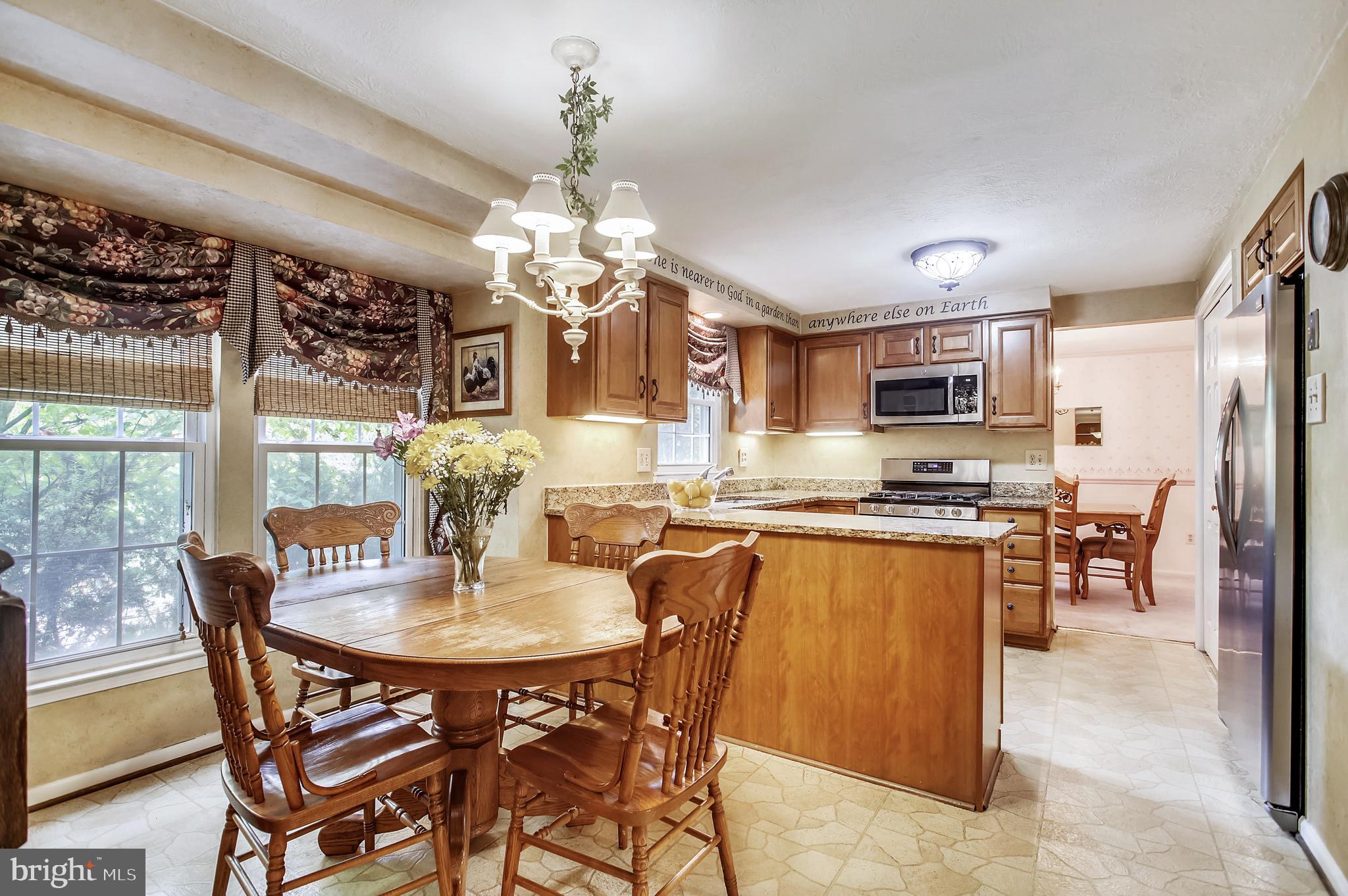 29 Highfields Drive Baltimore, MD 21228 - Photo 13 of 50 Gallery Image 13