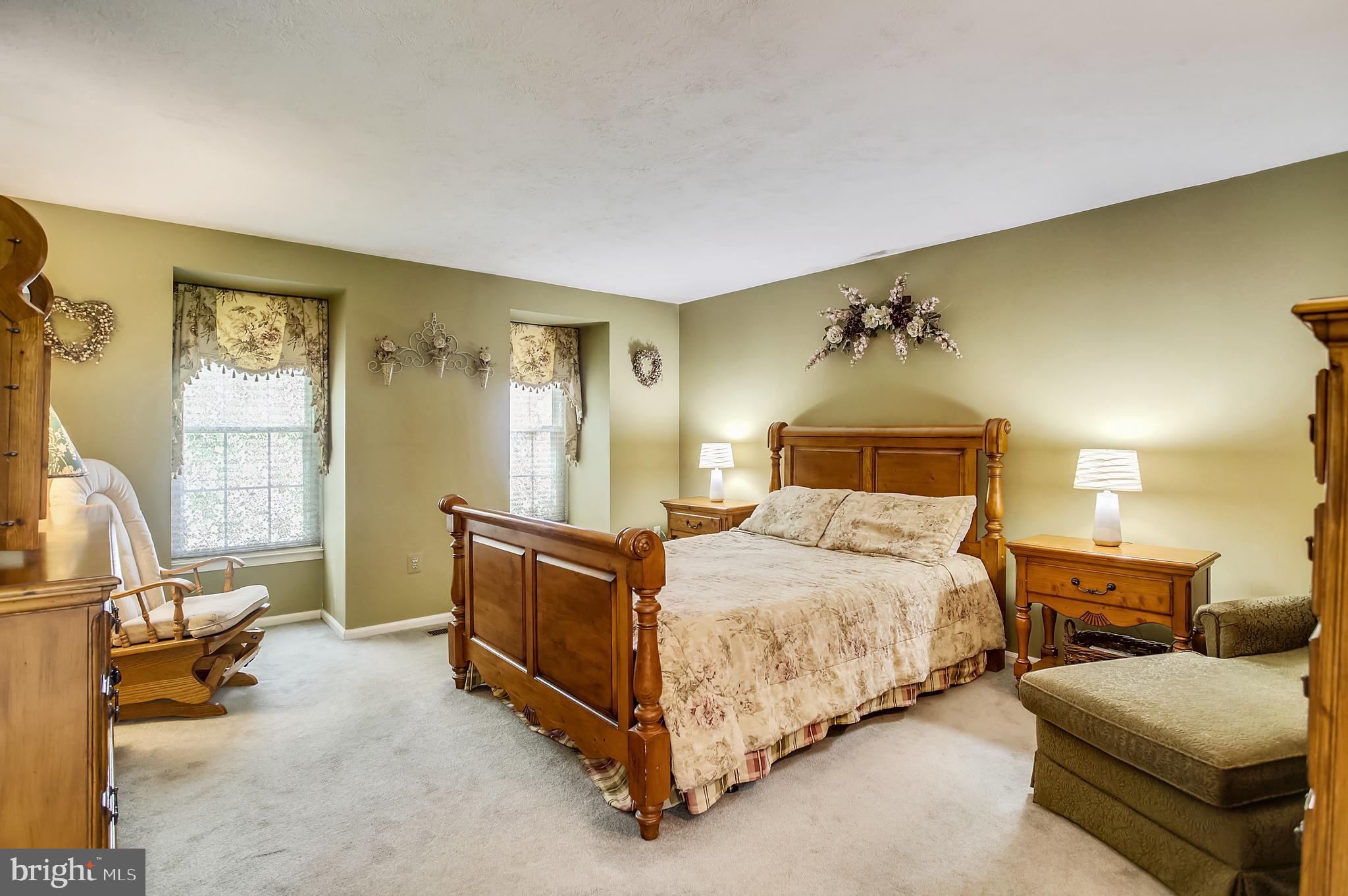29 Highfields Drive Baltimore, MD 21228 - Photo 21 of 50 Master Suite