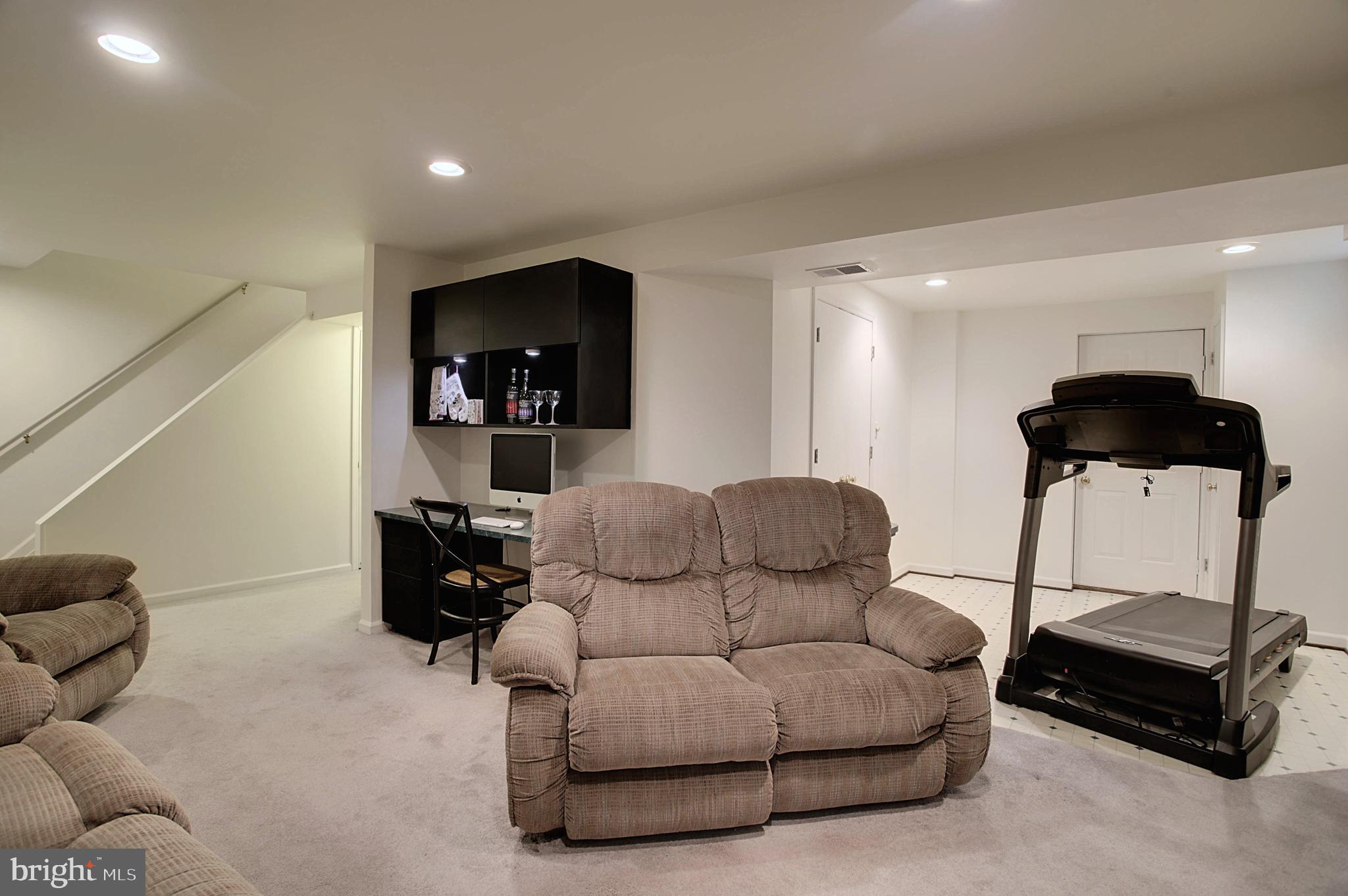 29 Highfields Drive Baltimore, MD 21228 - Photo 40 of 50 Finished Lower Level