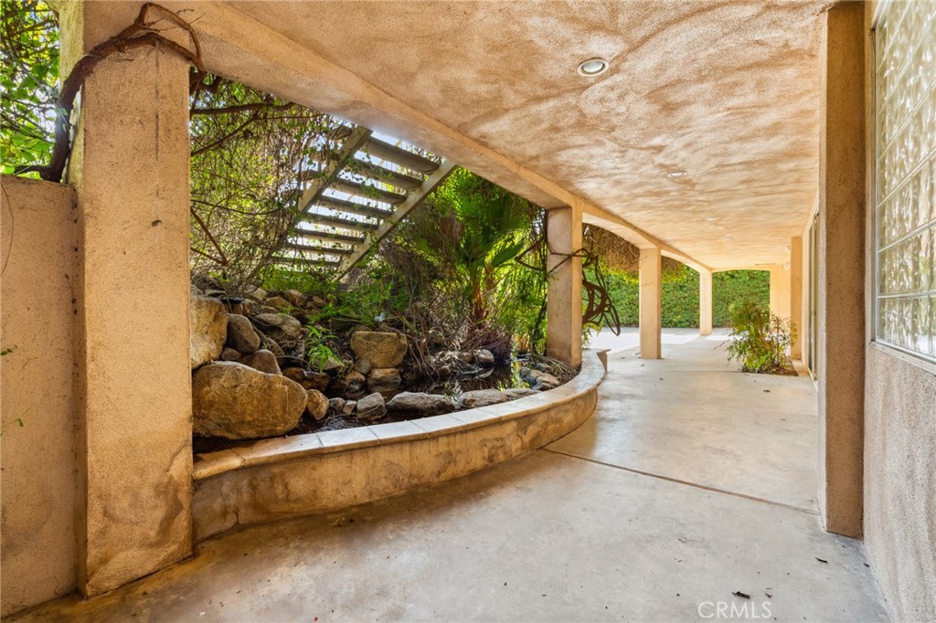 3336 Villa Mesa Road Pasadena, CA 91107 - Photo 45 of 60 a view of outdoor space and garden