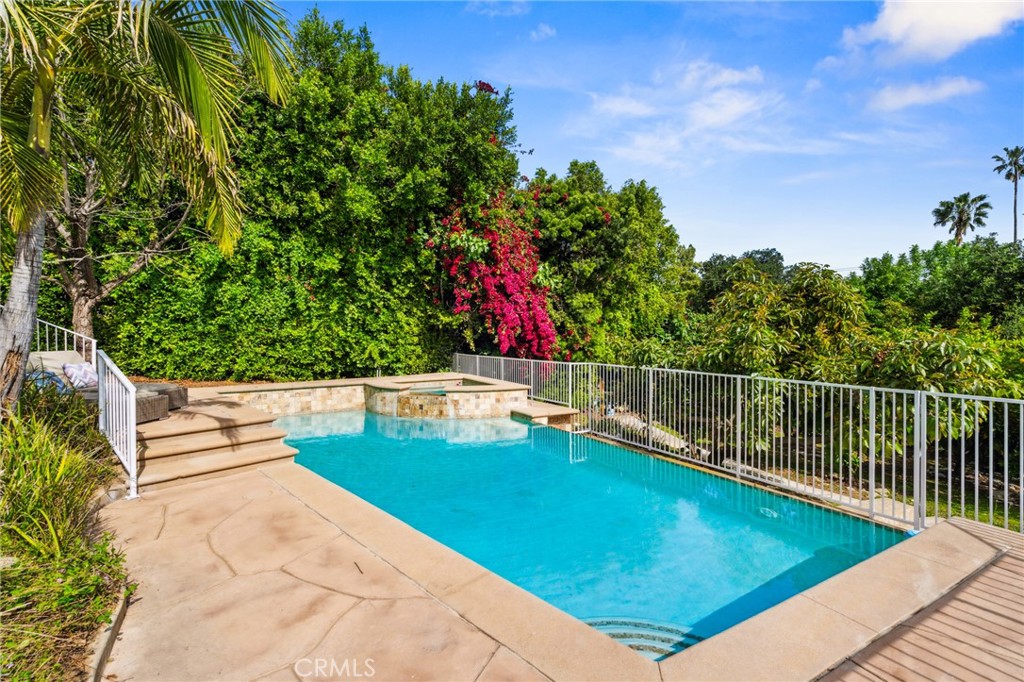 3336 Villa Mesa Road Pasadena, CA 91107 - Photo 50 of 60 a view of a swimming pool with a patio and a yard