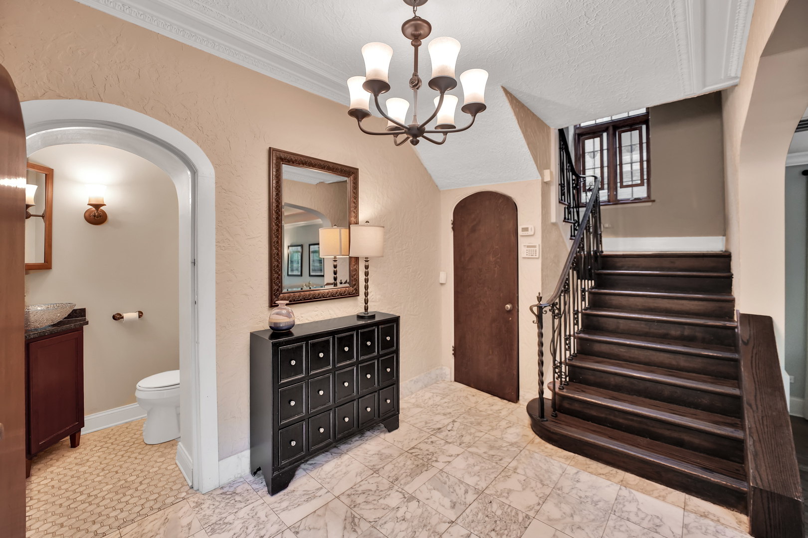 2014 West Hopkins Place Chicago, IL 60643 - Photo 4 of 28