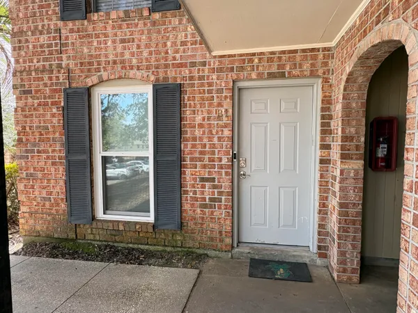 $1,500 | 6240 Old Point Road, Unit B1, Hanahan, SC 29410