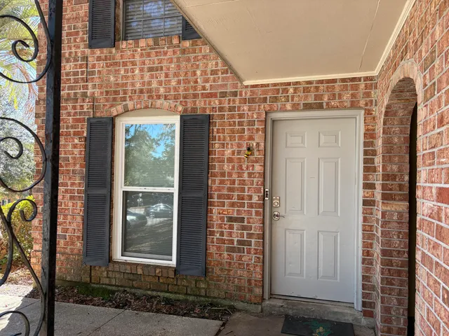 $1,600 | 6240 Old Point Road, Unit B1, Hanahan, SC 29410