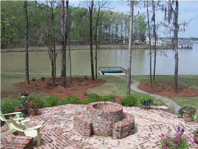 110 Rosedowne Drive Madison, MS 39110 - Photo 21 of 21 A view from the back patio