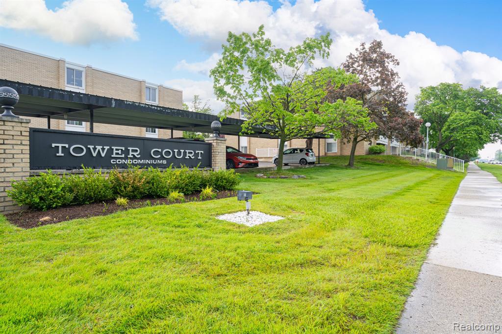 4909 Crooks Road, Unit D4 Royal Oak, MI 48073 - Photo 22 of 22 Gallery Image 22