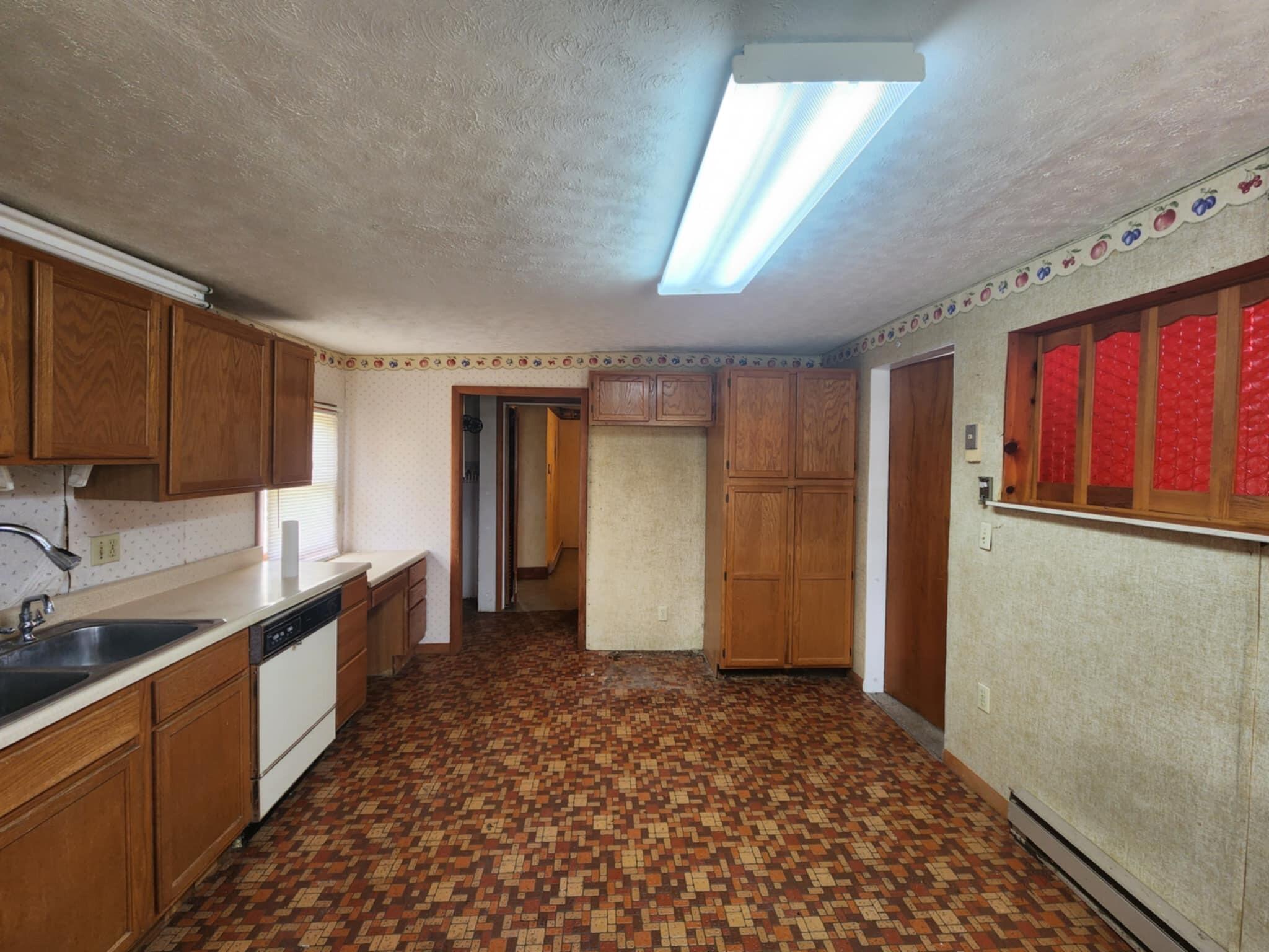 7337 East Lock Road Lewisburg, OH 45338 - Photo 14 of 42 f23be2b9-8272-40a8-8d38-1b9b815d8d12