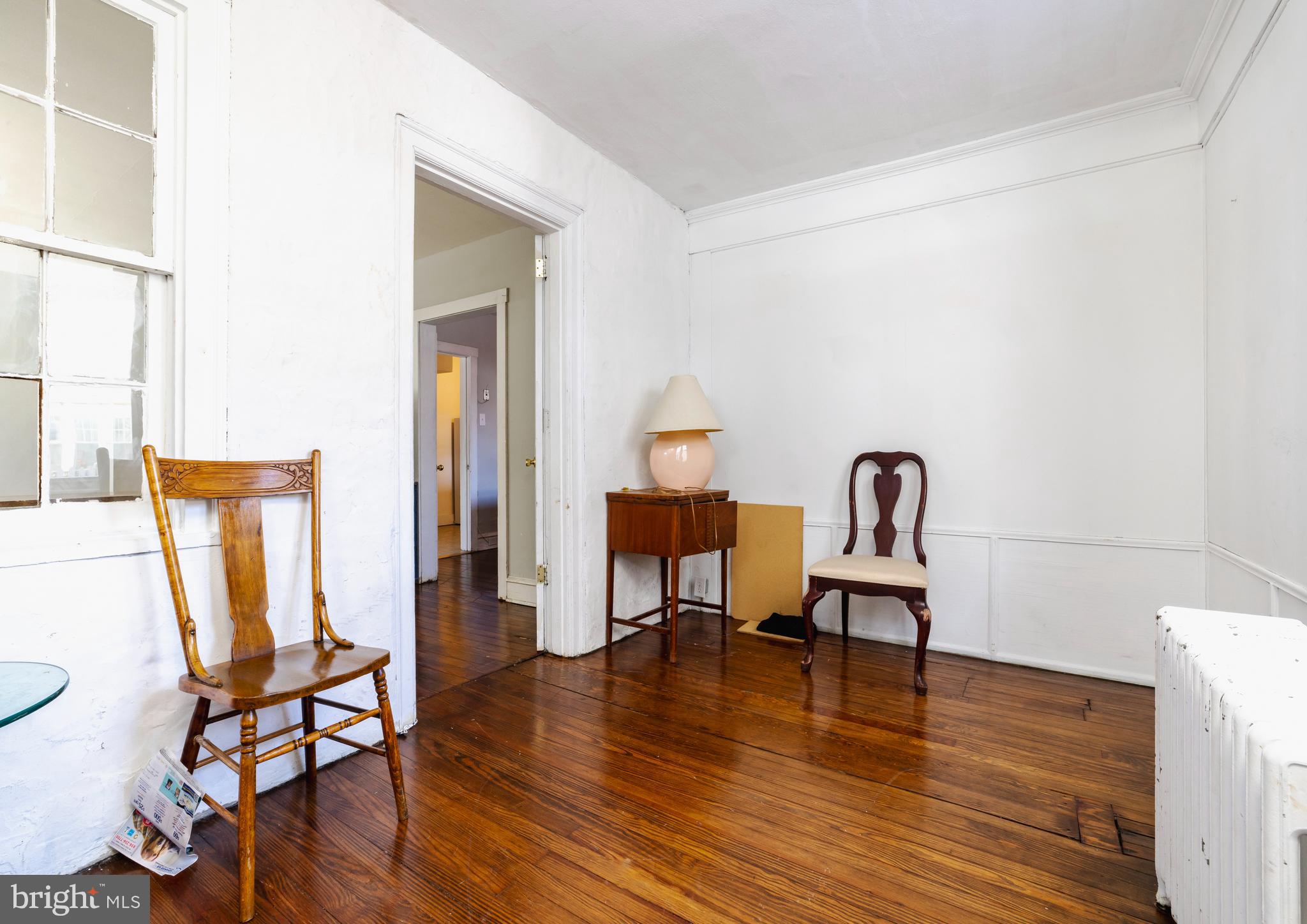 223 Noreg Place Brooklawn, NJ 08030 - Photo 3 of 22 Entry