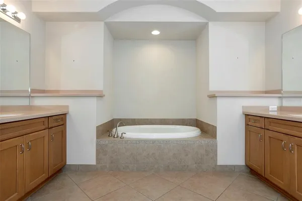 $419,000 | 16022 Golden Lakes Drive, Wimauma, FL 33598