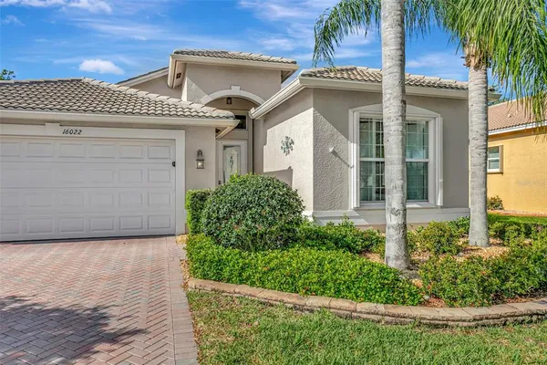$419,000 | 16022 Golden Lakes Drive, Wimauma, FL 33598