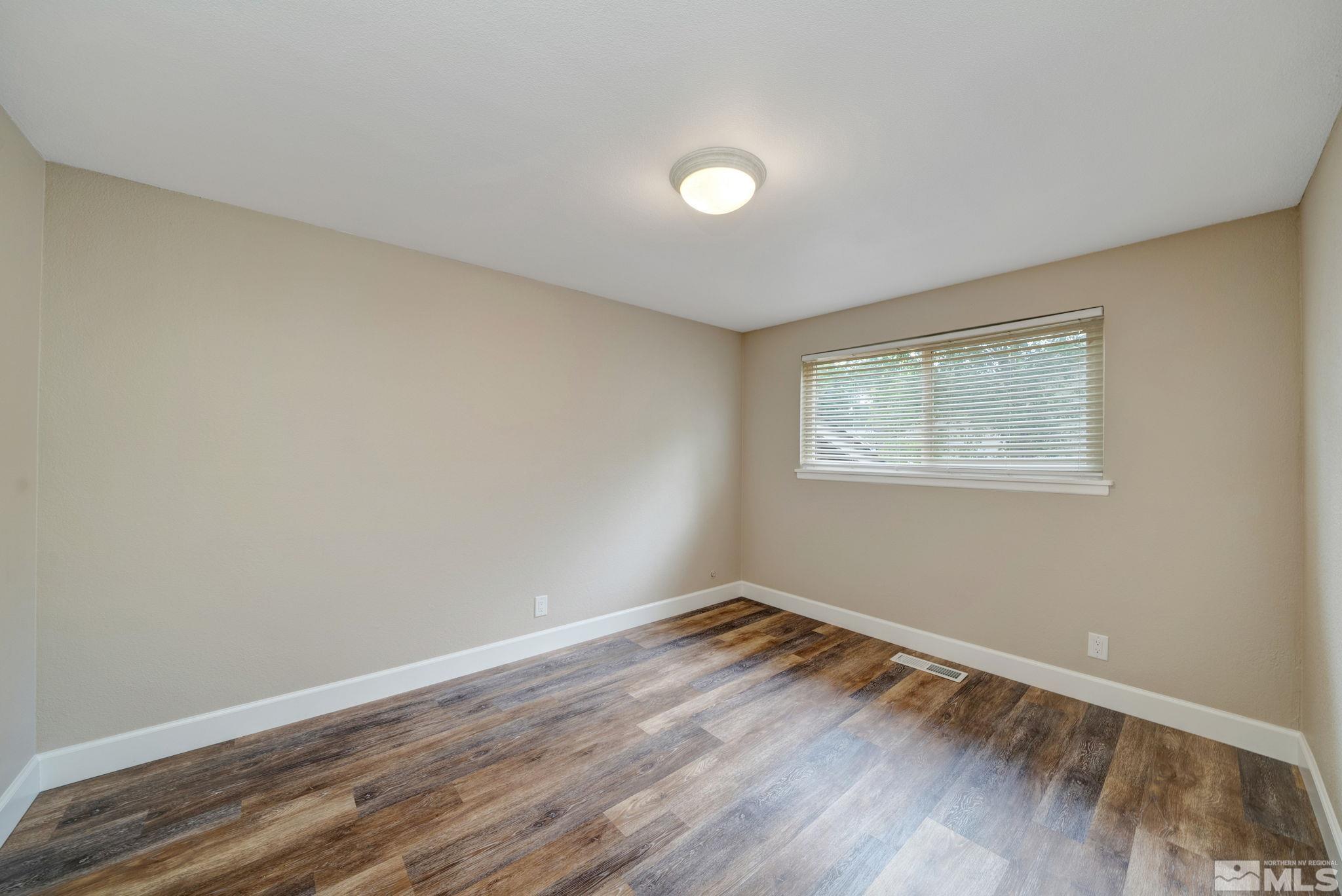 1935 Carlin Street Reno, NV 89503 - Photo 11 of 28 Photo 11