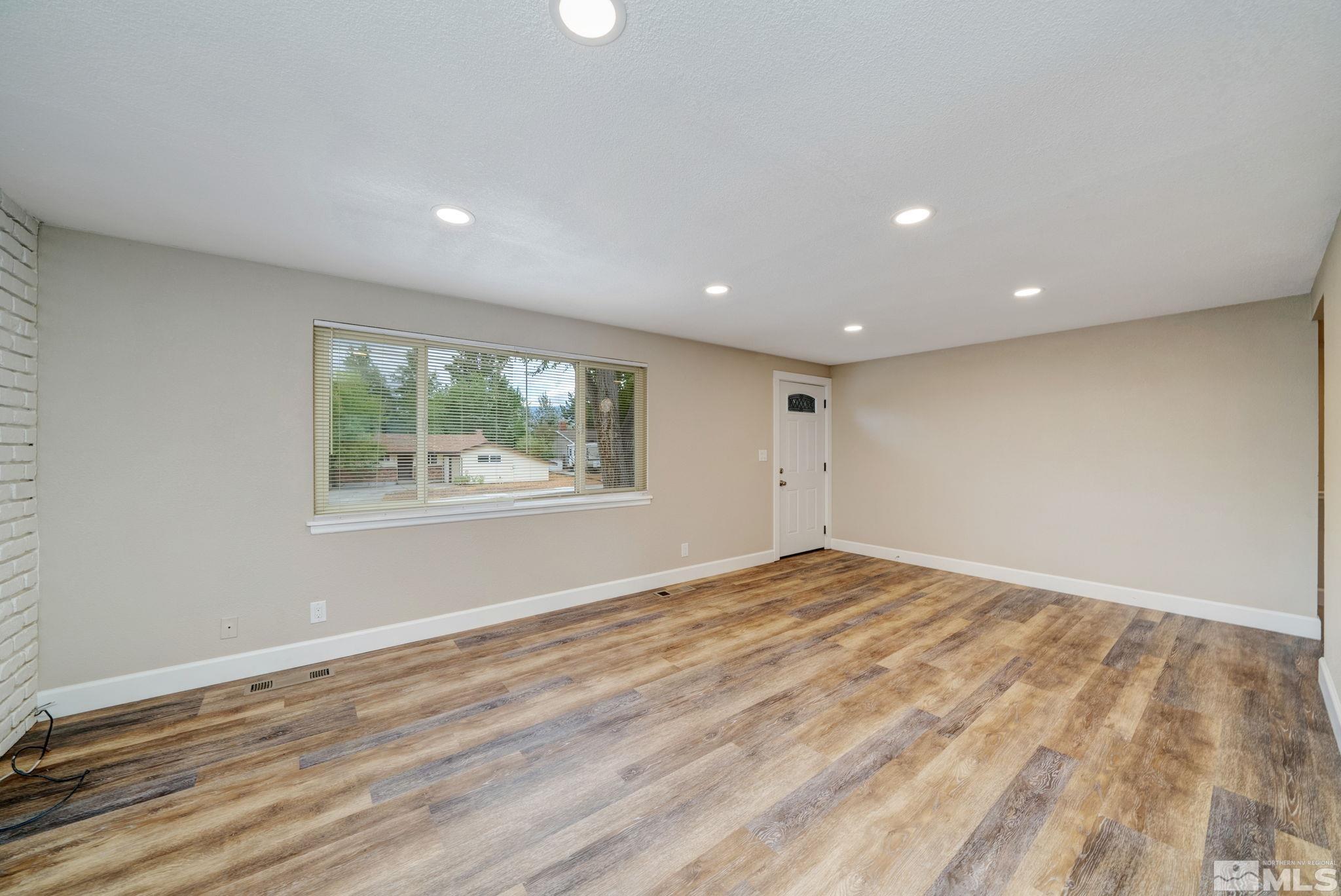 1935 Carlin Street Reno, NV 89503 - Photo 4 of 28 Photo 4