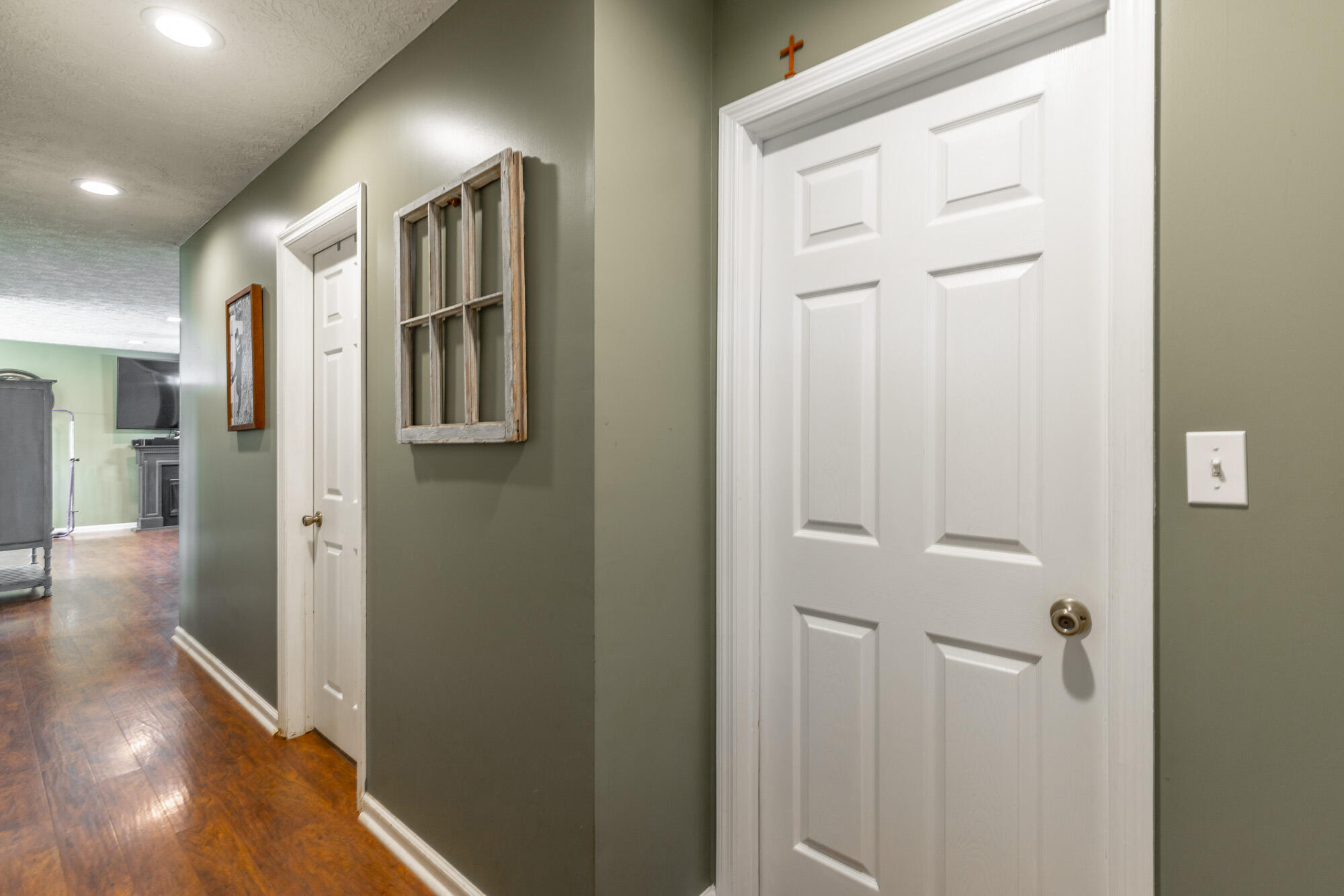 4434 West Valley Road Dunlap, TN 37327 - Photo 13 of 31 Hall Way