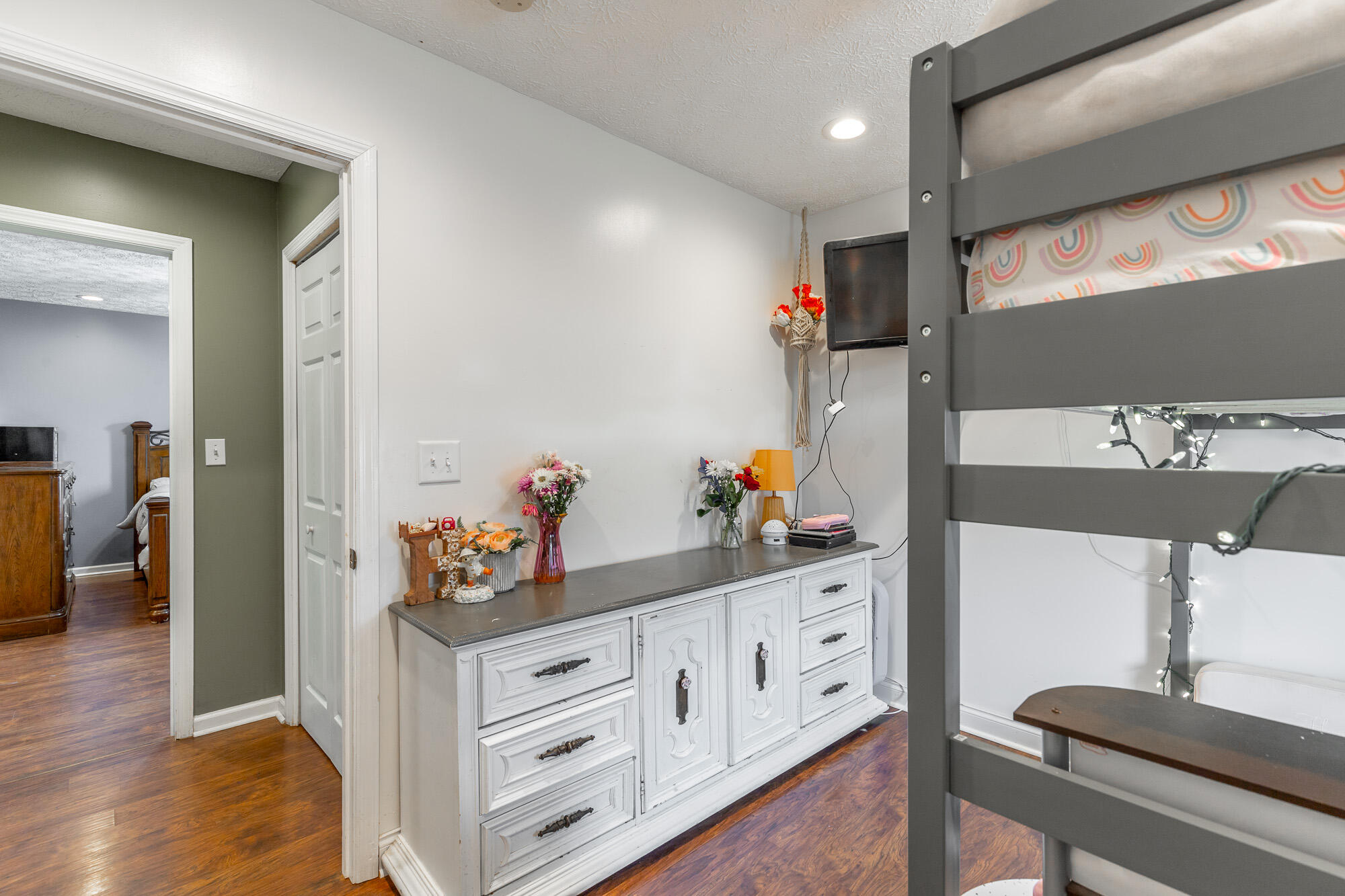 4434 West Valley Road Dunlap, TN 37327 - Photo 18 of 31 Bedroom 1