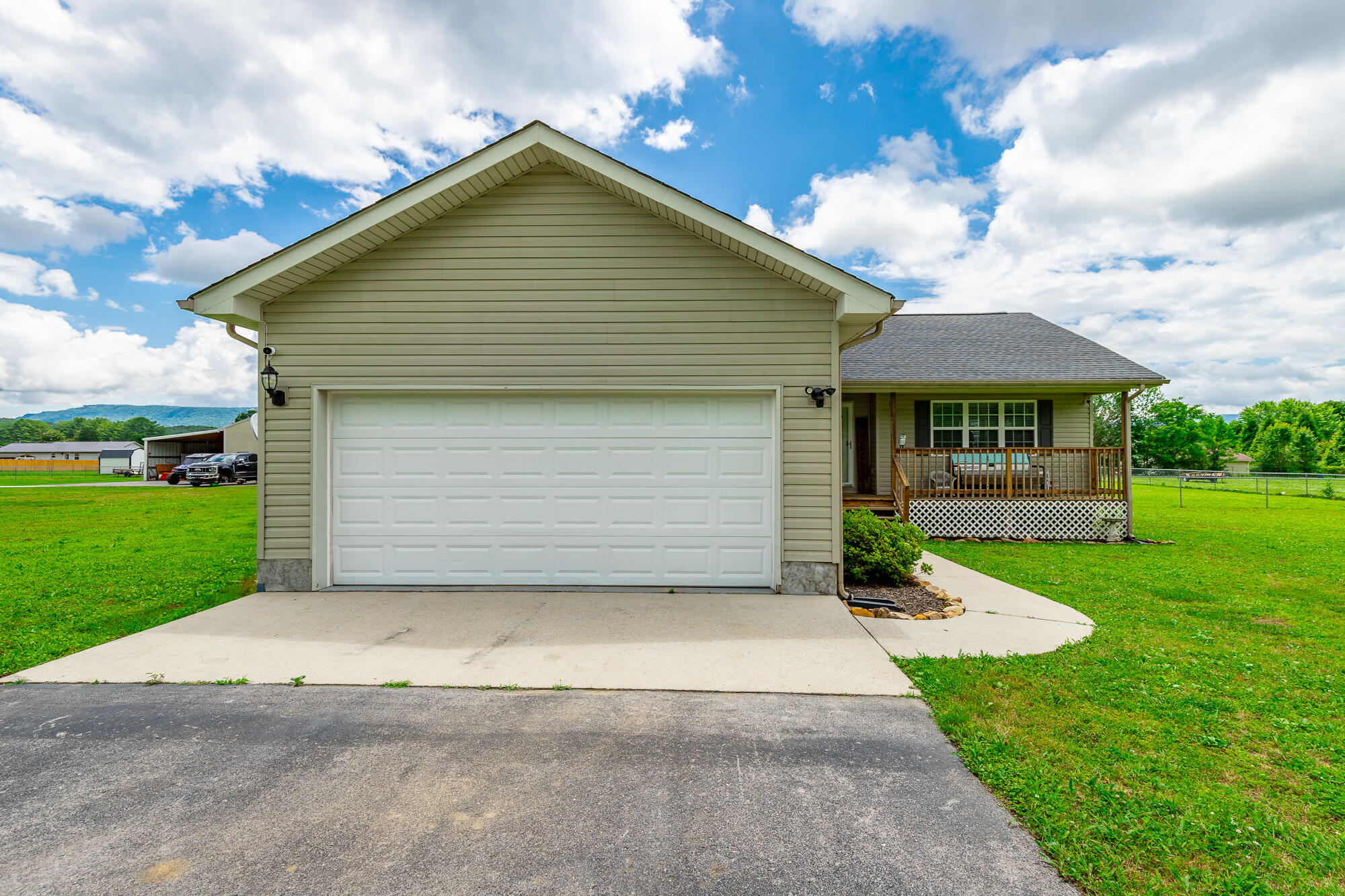 4434 West Valley Road Dunlap, TN 37327 - Photo 2 of 31 Front View