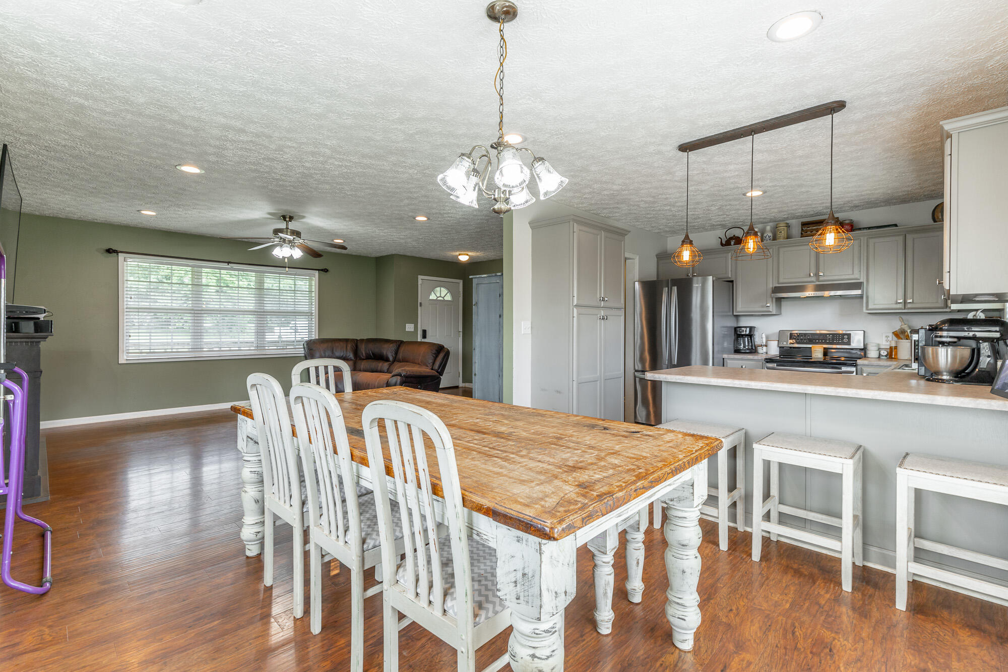 4434 West Valley Road Dunlap, TN 37327 - Photo 10 of 31 Island