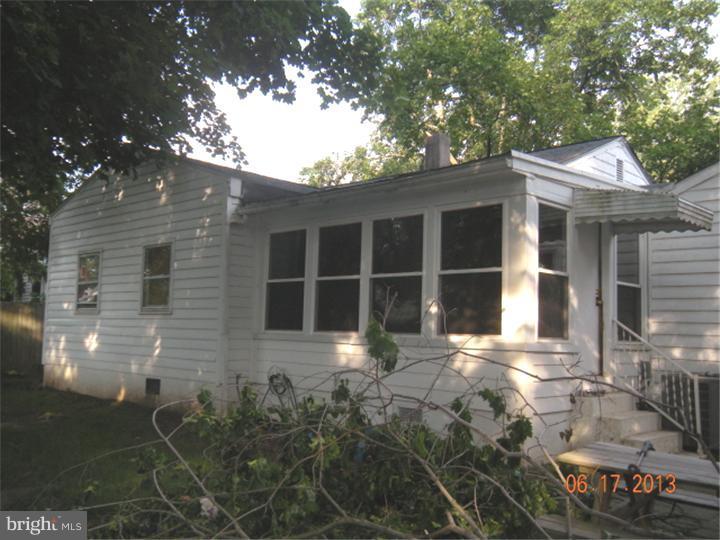 895 Lower Ferry Road Trenton, NJ 08628 - Photo 14 of 15 Exterior Back