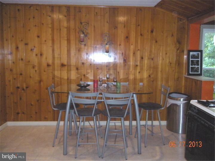 895 Lower Ferry Road Trenton, NJ 08628 - Photo 9 of 15 Kitchen