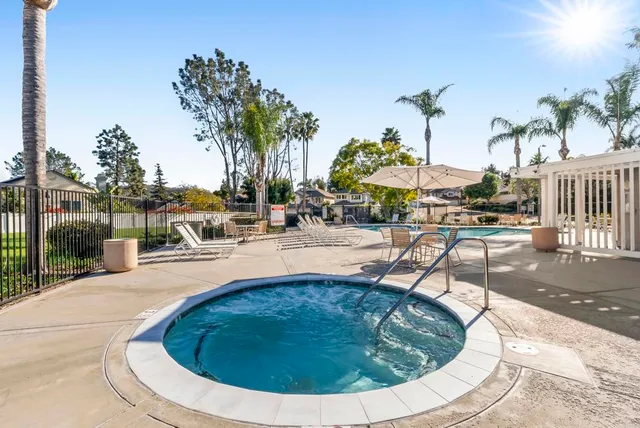 $1,399,000 | 6828 Camino Sueno, Carlsbad, CA 92009