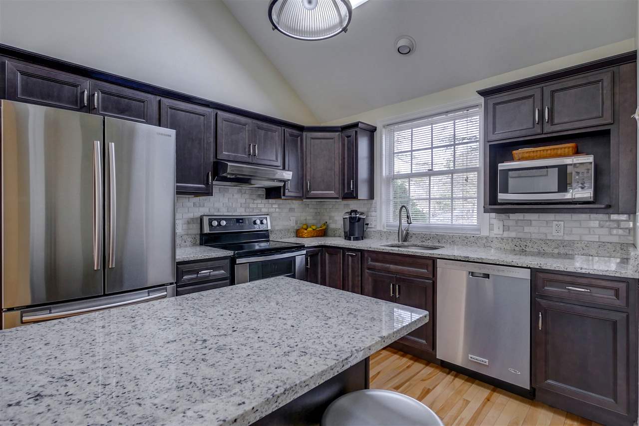 1465 Hooksett Road, Unit 297 Hooksett, NH 03106 - Photo 7 of 27