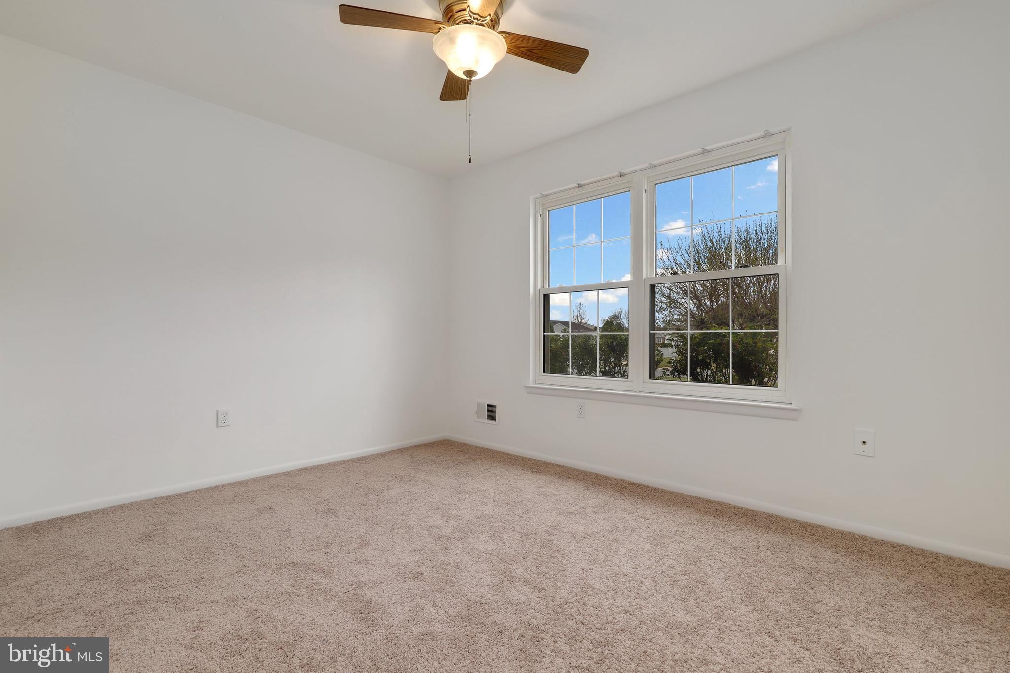 5652 Sandy Court Frederick, MD 21703 - Photo 18 of 35 an empty room with a window