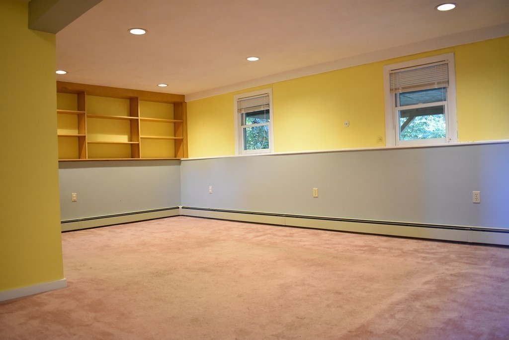 24 Ranlett Lane Billerica, MA 01821 - Photo 20 of 30 Gallery Image 20