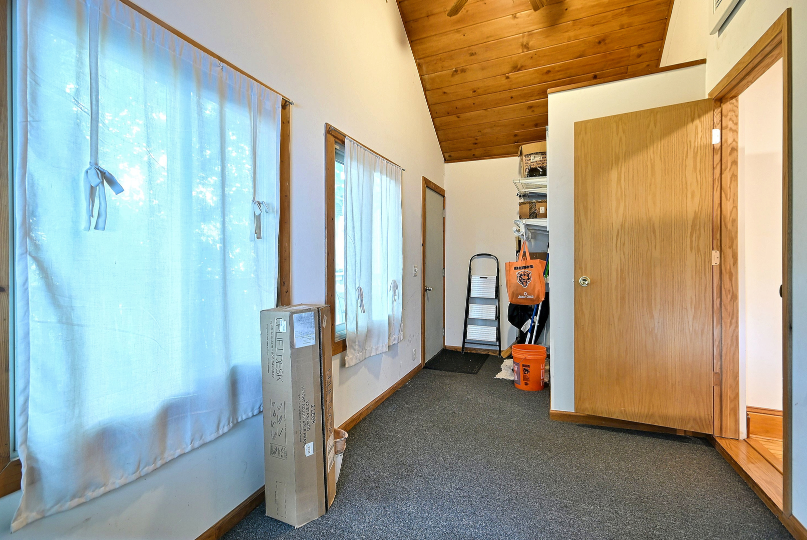 2724 North Racine Avenue, Unit 2 Chicago, IL 60614 - Photo 19 of 22 Gallery Image 19