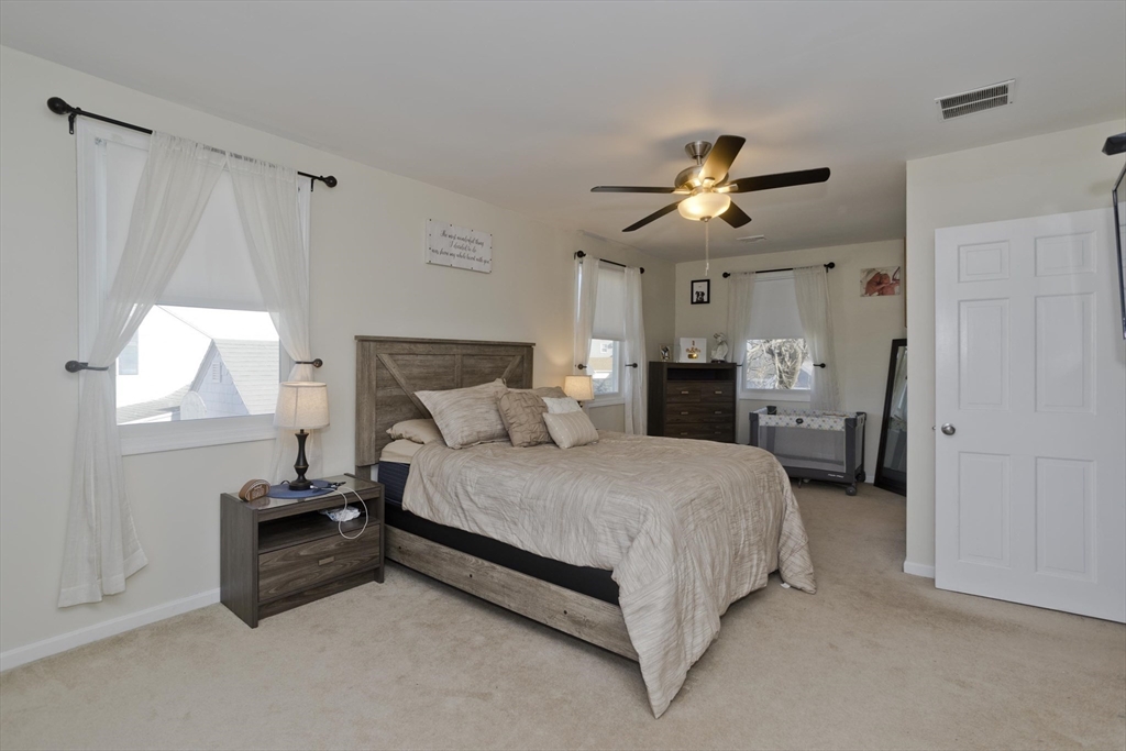 105 Oregon Street Springfield, MA 01118 - Photo 17 of 36 Gallery Image 17