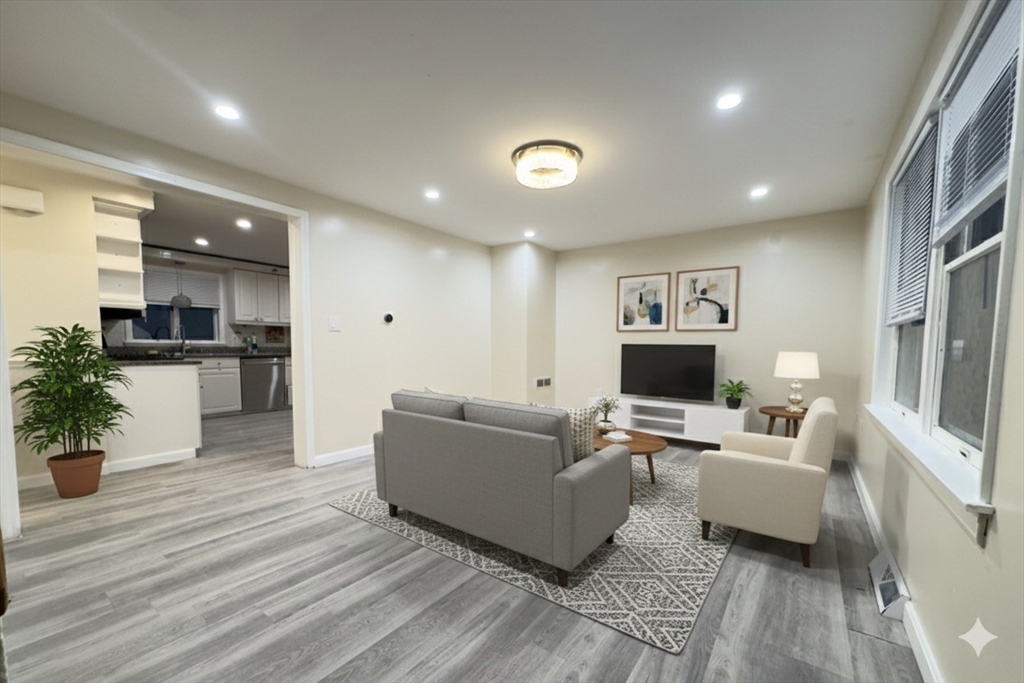 101 Donohue Road, Unit 19 Dracut, MA 01826 - Photo 2 of 38