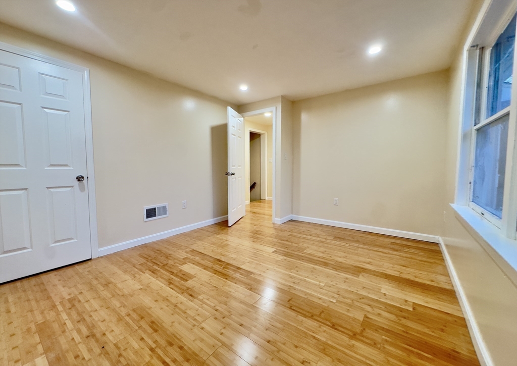 101 Donohue Road, Unit 19 Dracut, MA 01826 - Photo 22 of 38