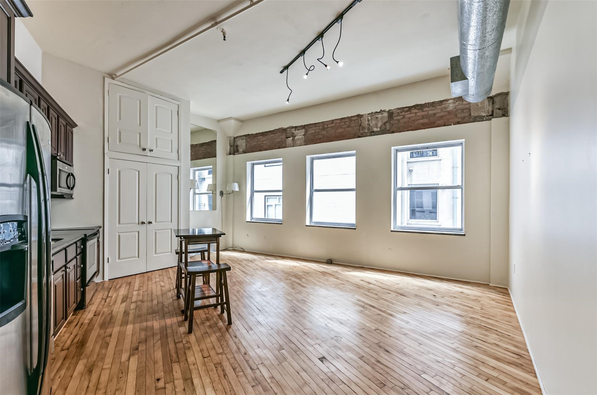 705 Main Street, Unit 511 Houston, TX 77002 - Photo 2 of 29
