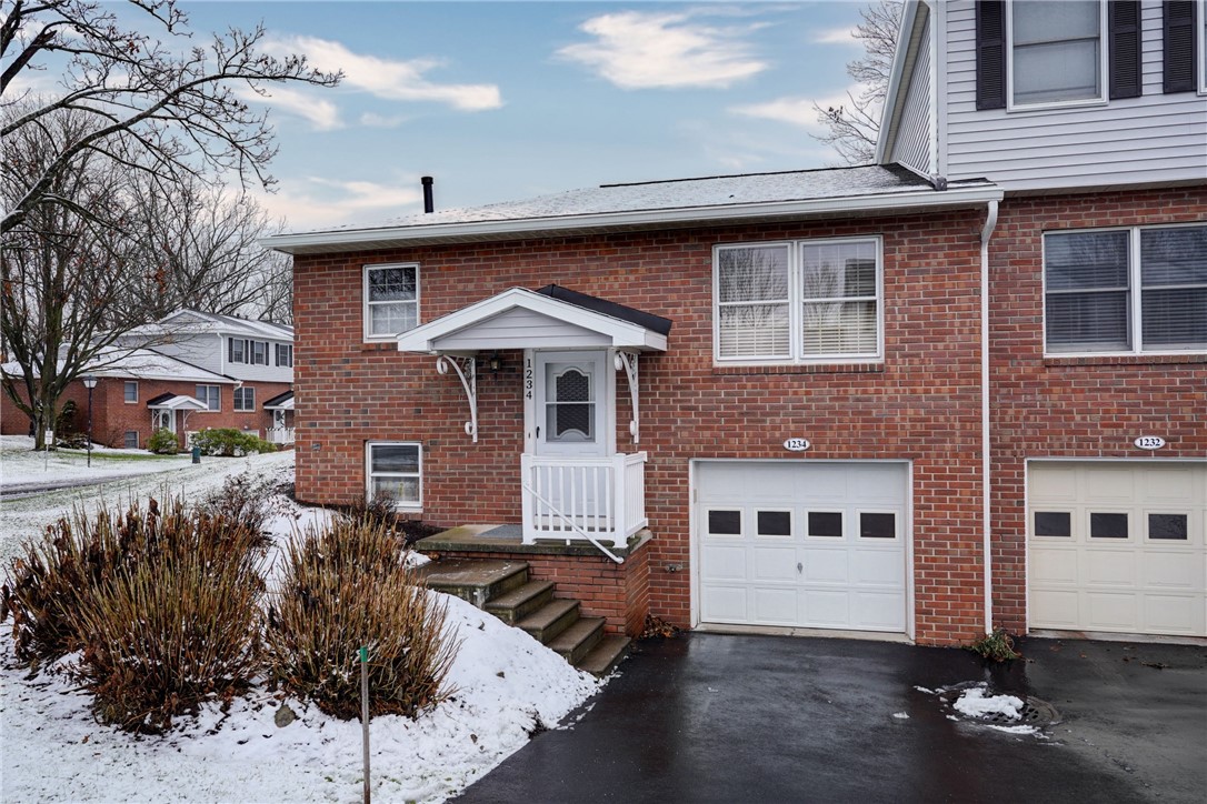 1234 The Grove Victor, NY 14564 - Photo 2 of 26