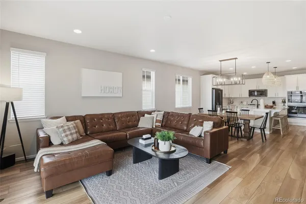 $729,900 | 21926 East Tufts Circle, Aurora, CO 80015