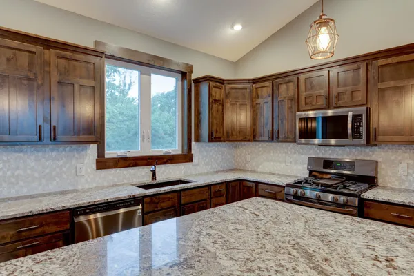 $499,900 | 1631 72nd Avenue, Hammond, WI 54015