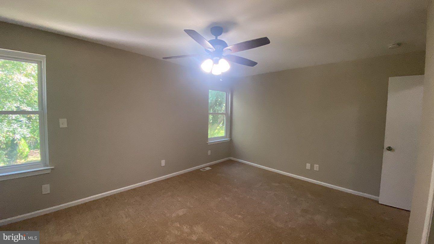 12 Woodmill Drive Clementon, NJ 08021 - Photo 15 of 19