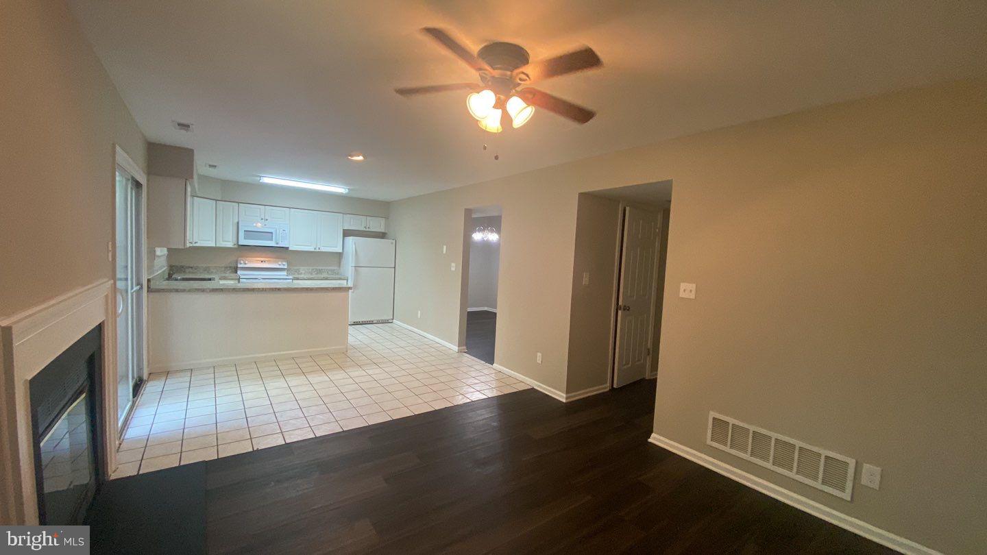 12 Woodmill Drive Clementon, NJ 08021 - Photo 10 of 19