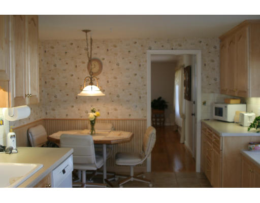 105 Hadley Street Springfield, MA 01118 - Photo 3 of 10 Gallery Image 3