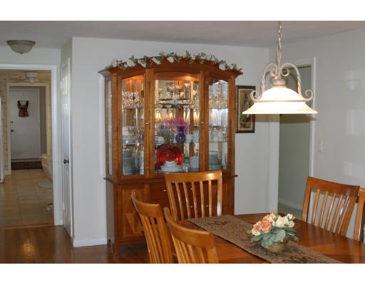 105 Hadley Street Springfield, MA 01118 - Photo 4 of 10 Gallery Image 4