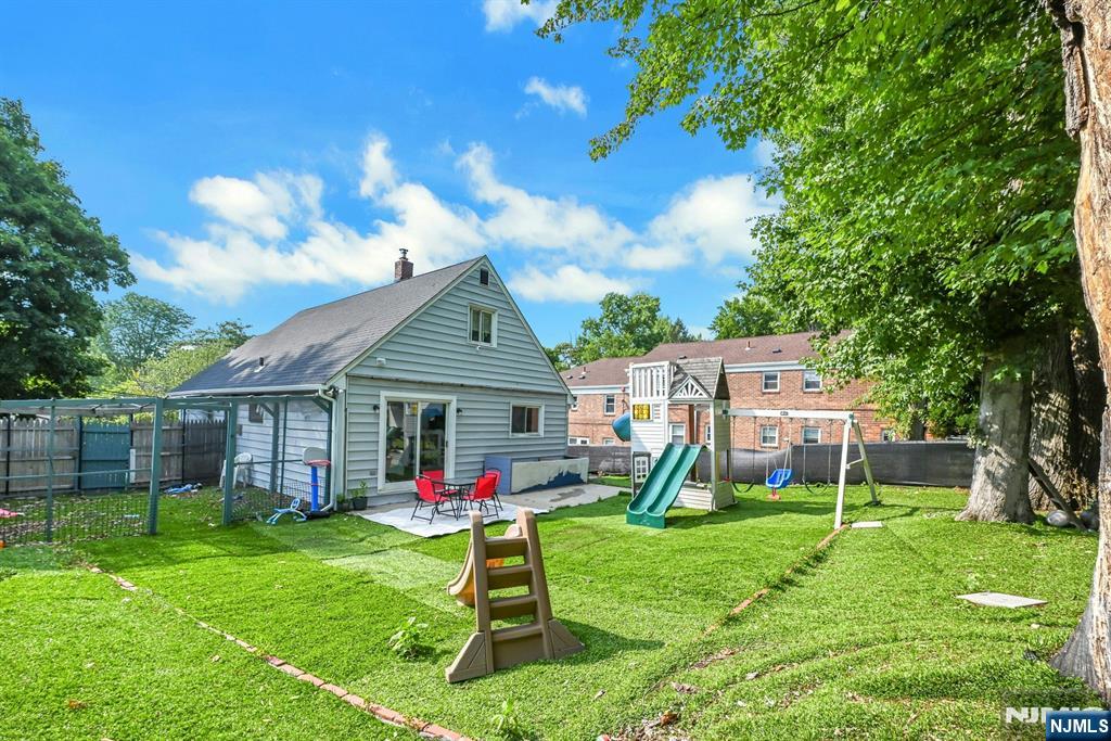 151 Knickerbocker Road Englewood, NJ 07631 - Photo 26 of 28 Gallery Image 26