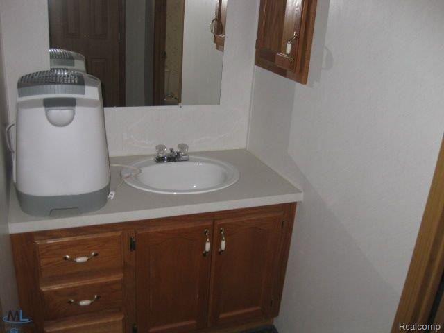 8379 Short Road Columbus, MI 48063 - Photo 9 of 17 s9.jpg