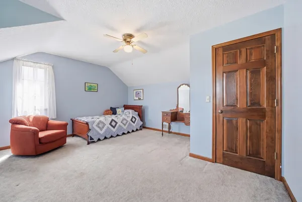 $300,000 | 405 Mississippi Drive, Dixon, IL 61021
