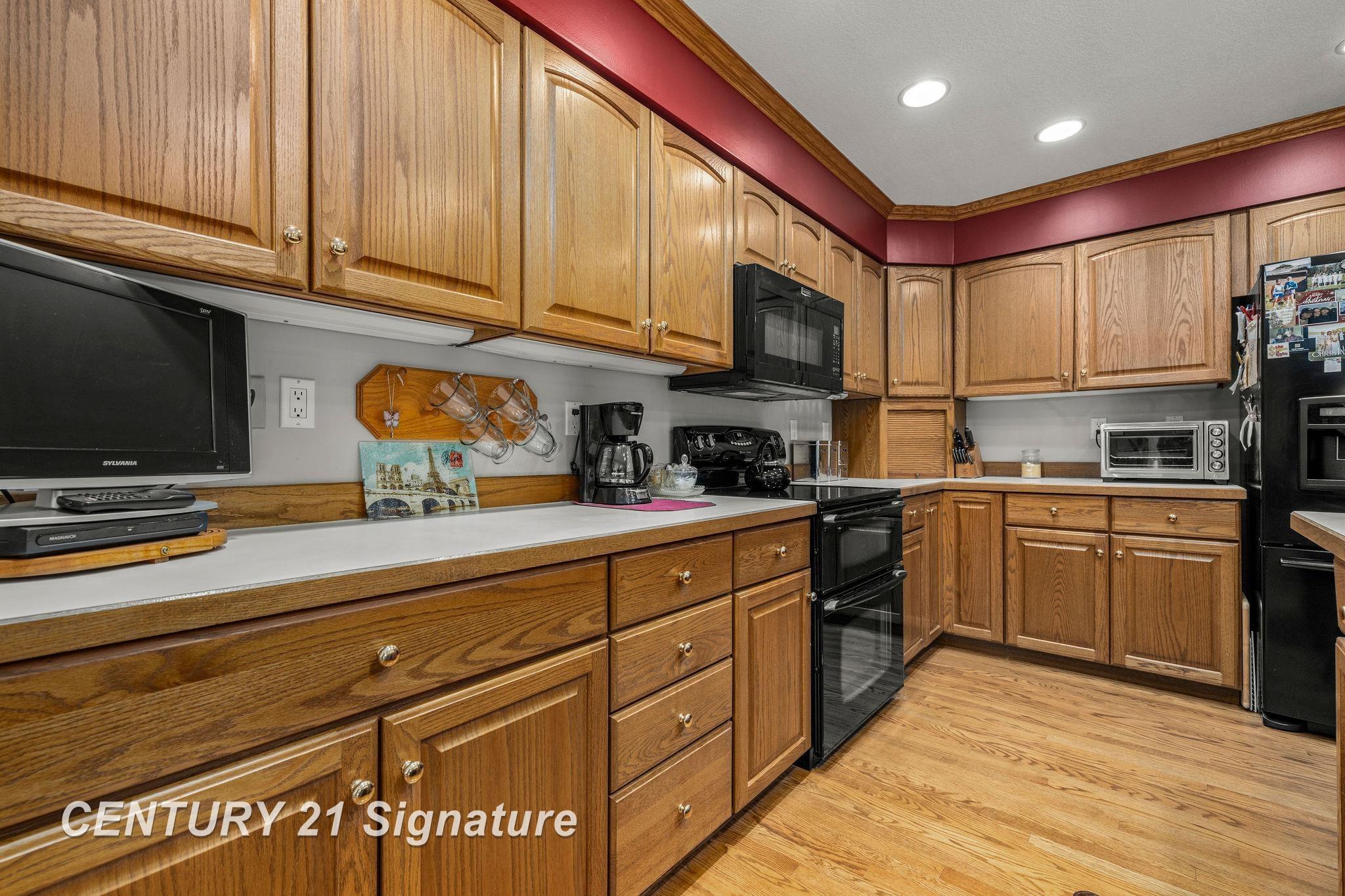 3137 Midland Road Saginaw, MI 48603 - Photo 28 of 85