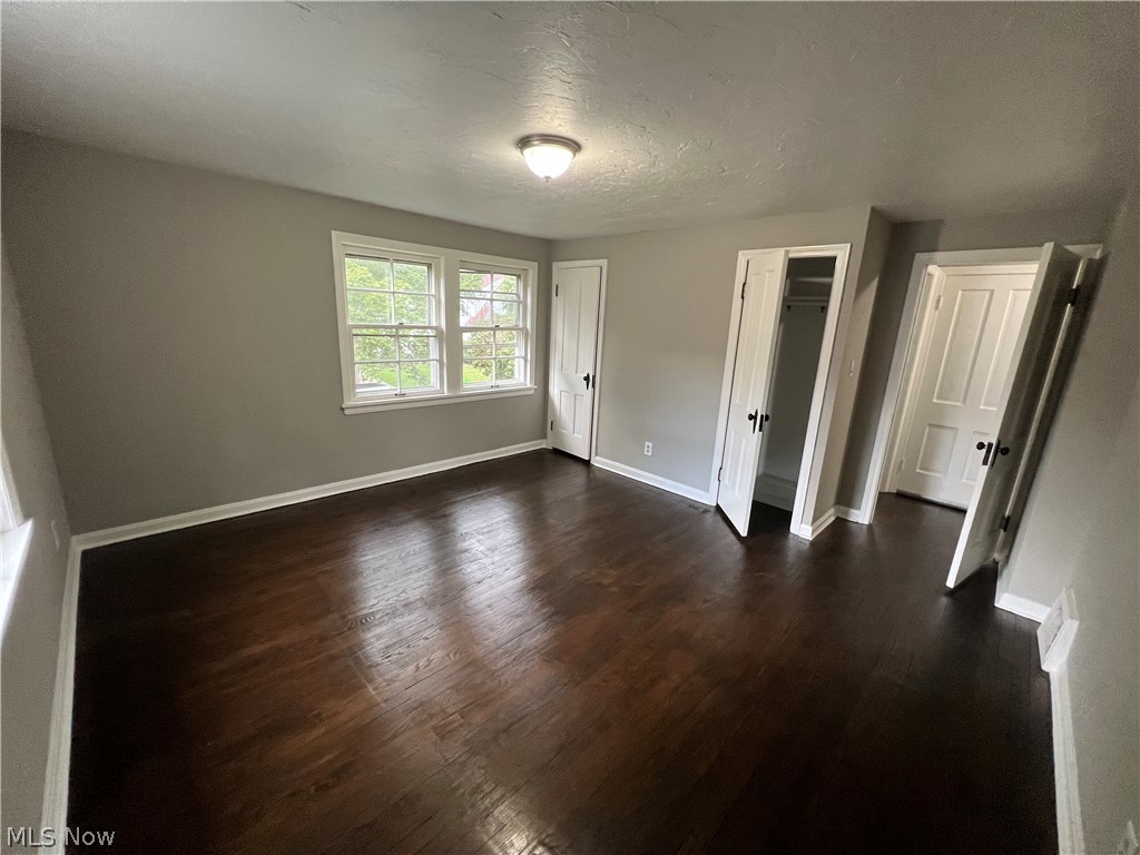 1207 Avondale Road Cleveland, OH 44121 - Photo 17 of 30