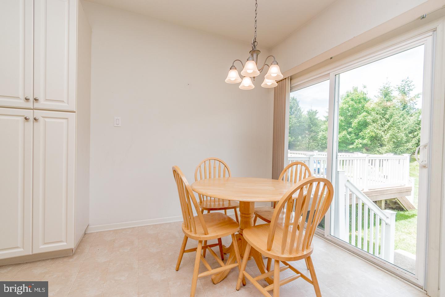 239 Coventry Road Chalfont, PA 18914 - Photo 12 of 32 Gallery Image 12