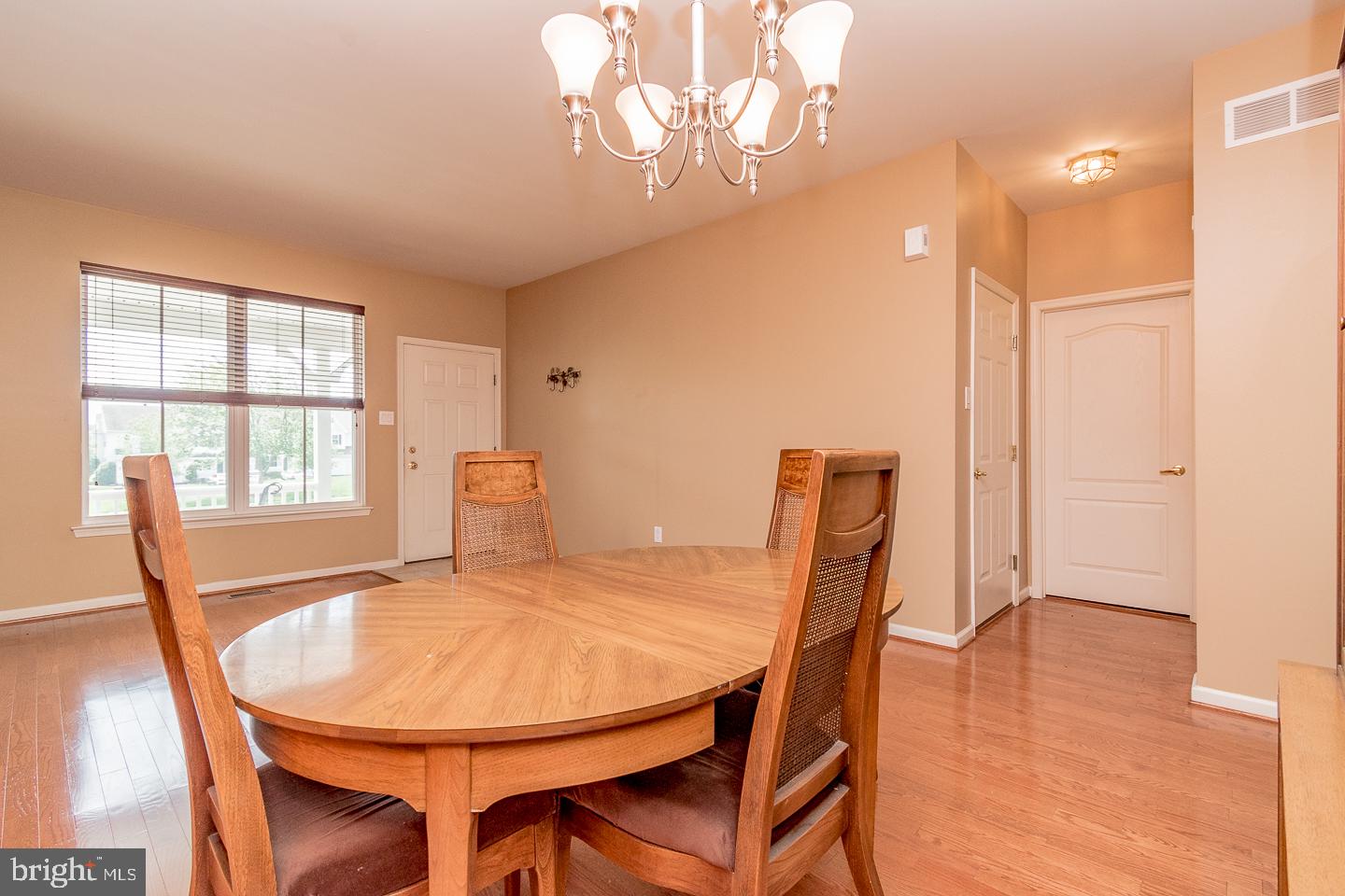 239 Coventry Road Chalfont, PA 18914 - Photo 7 of 32 Gallery Image 7
