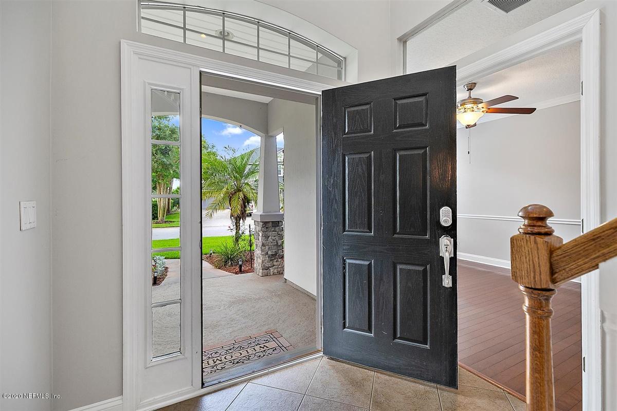 1320 Powis Road St. Augustine, FL 32095 - Photo 3 of 32 03-Foyer