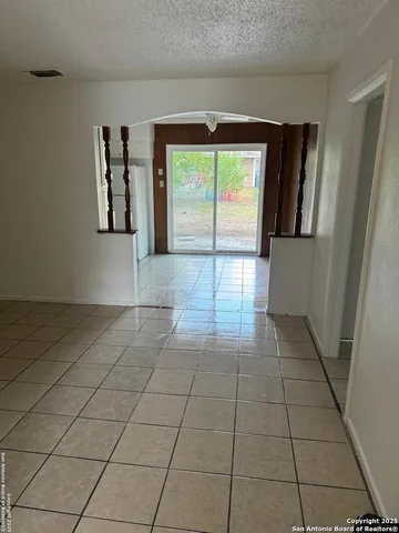 $1,150 | 5735 Stiffkey Drive, San Antonio, TX 78228