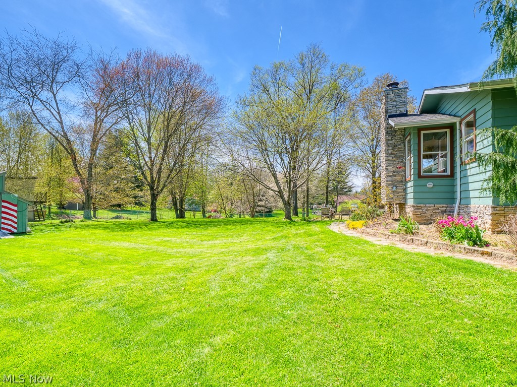 2850 West Bath Road Akron, OH 44333 - Photo 5 of 35 View of yard