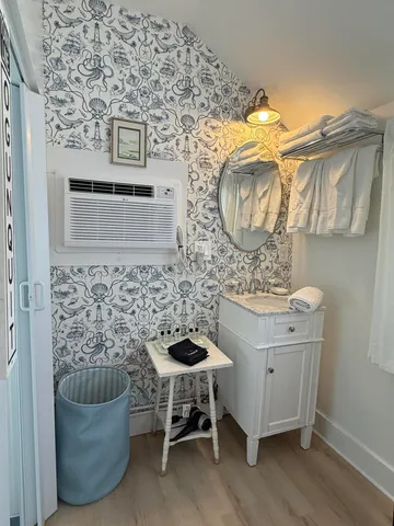 $1,499,000 | 69 Cottage Street, Ogunquit, ME 03907