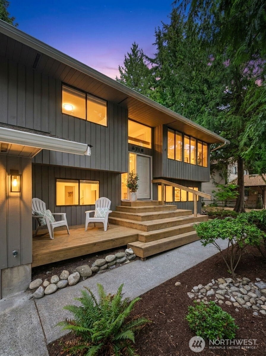 5719 152nd Street Southwest Edmonds, WA 98026 - Photo 2 of 39 Gallery Image 2